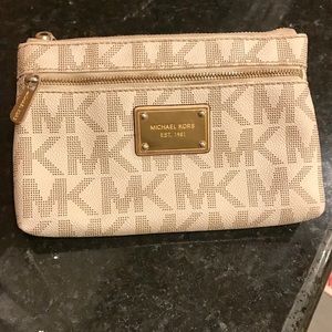 Michael Kors Cream White Wallet Wristlet Clutch